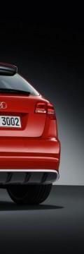 AUDI RS3 Sportback (8P) 2.5 (340hp) AT 4WD Karakteristik teknis
